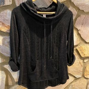 Black Folded Neck Sweater w/ 3/4 Sleeve & Lace